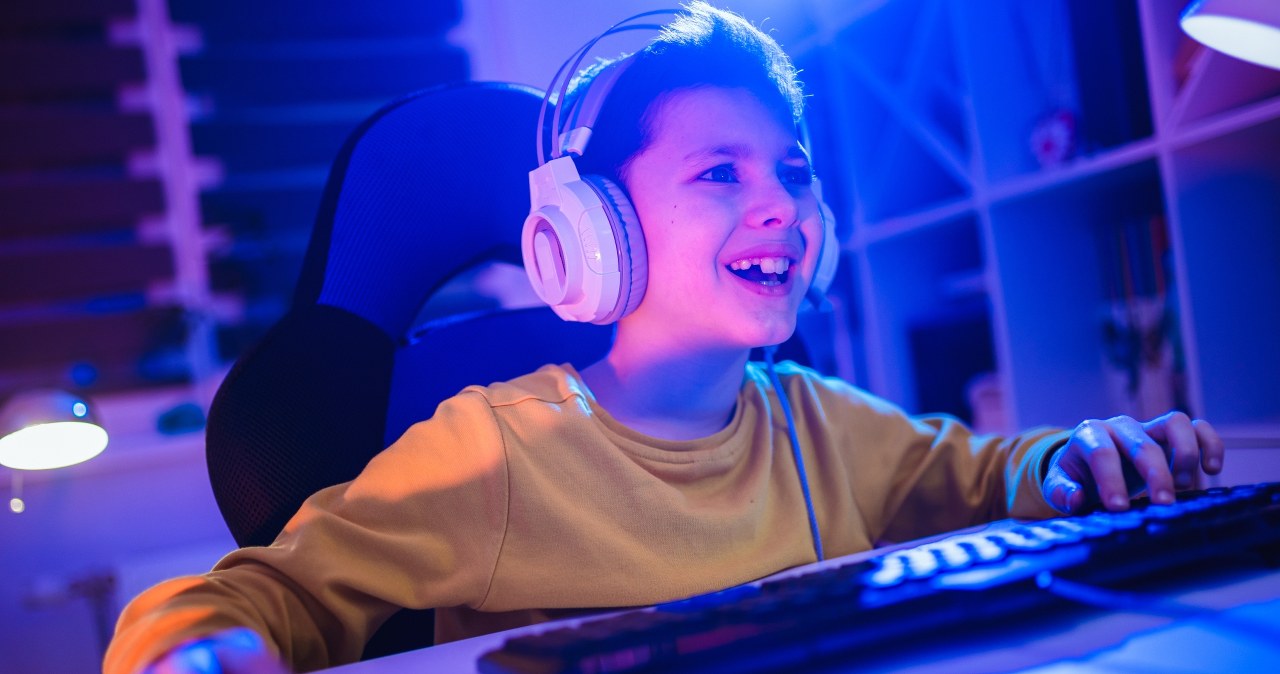 Twoje dziecko gra 9 godzin dziennie? Nie jest wyjątkiem