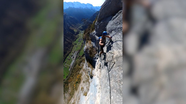 Jackson Groves to 31-letni podróżnik i bloger, który zabrał nas na trasę typu "via ferrata" w Szwajcarii. Murren Via Ferrata to droga, która momentami wije się nawet 400 metrów nad doliną. Doświadczenie jest dedykowane dla ludzi, którzy mają dobrą kondycję, przygotowanie techniczne i szczyptę odwagi. 