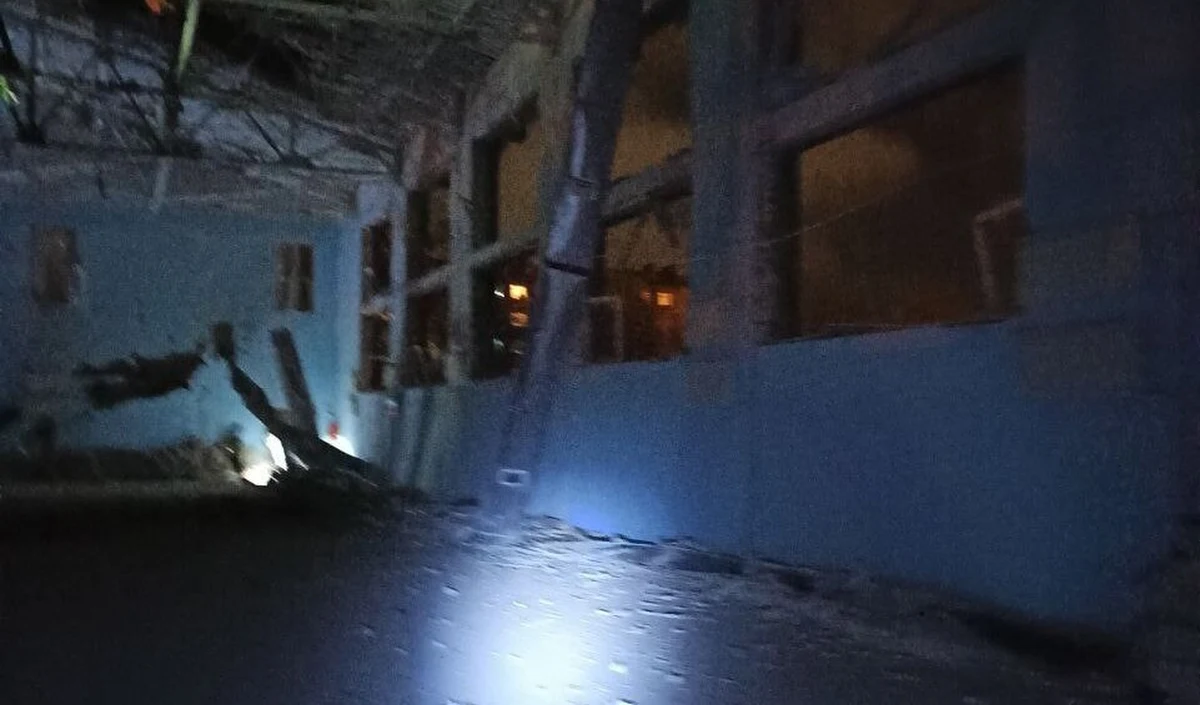 ​W nocy ze środy na czwartek Ukraińcy przeprowadzili atak rakietowy na budynek liceum informatycznego w okupowanym mieście Jenakijewe w obwodzie donieckim. Ukraińskie źródła donoszą, że wewnątrz mogło przebywać nawet trzystu członków Grupy Wagnera.