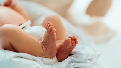 Matka podtapiała niemowlę? Dziecko walczy o życie