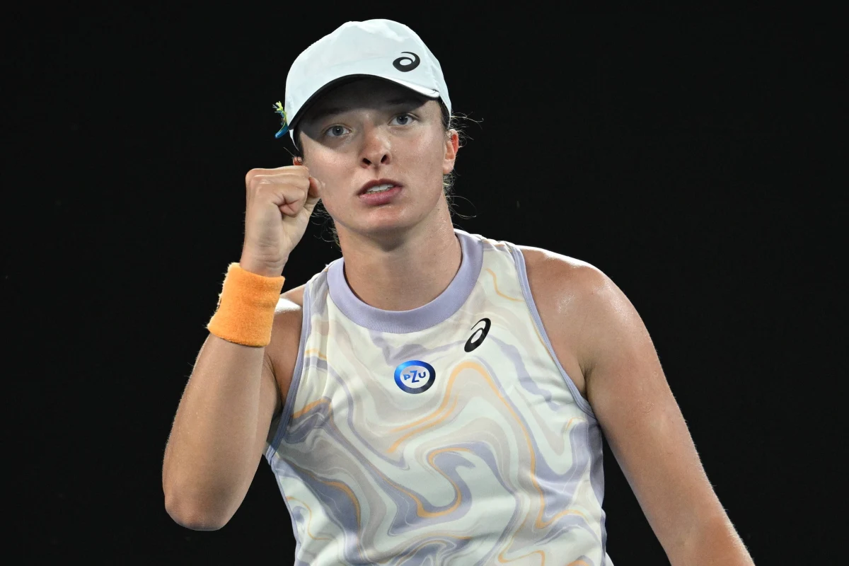 Iga Świątek wygrała z rosyjską tenisistką Weroniką Kudiermietową 6:0, 6:1 i awansowała do finału turnieju WTA w Dausze. W sobotę rywalką broniącej w Katarze tytułu Polki będzie rozstawiona z numerem drugim Amerykanka Jessica Pegula.