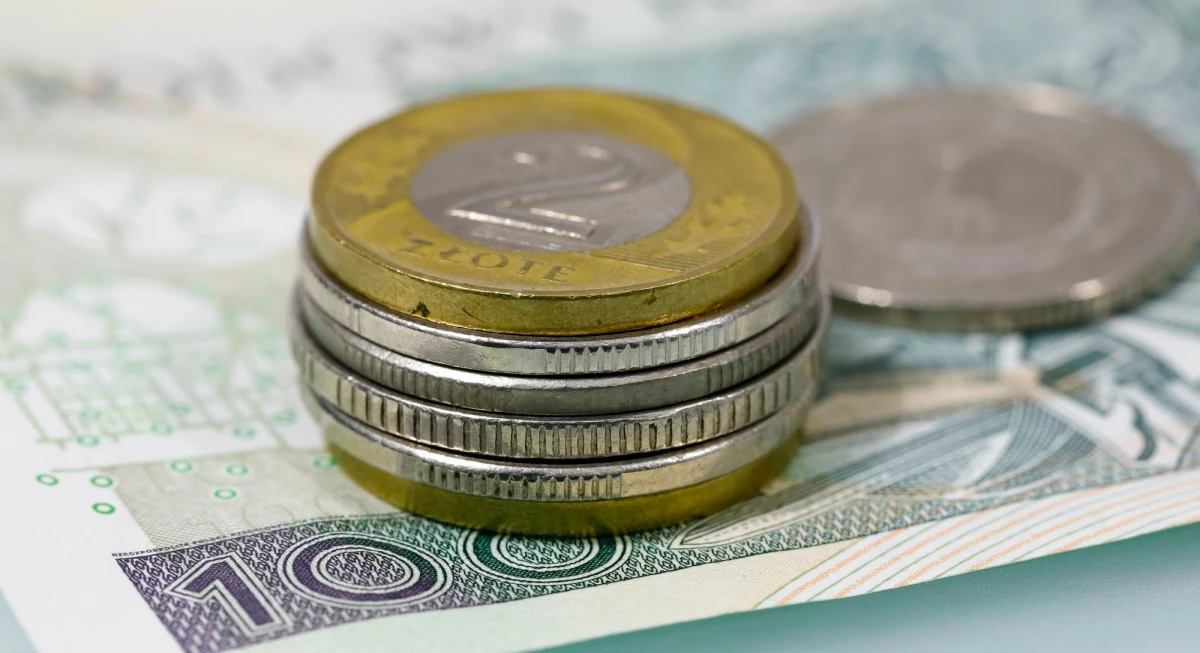 Agencja S&P Global Ratings potwierdziła długoterminowy rating Polski w walucie obcej na poziomie "A-" - poinformowała agencja w komunikacie. Perspektywa ratingu pozostała stabilna.