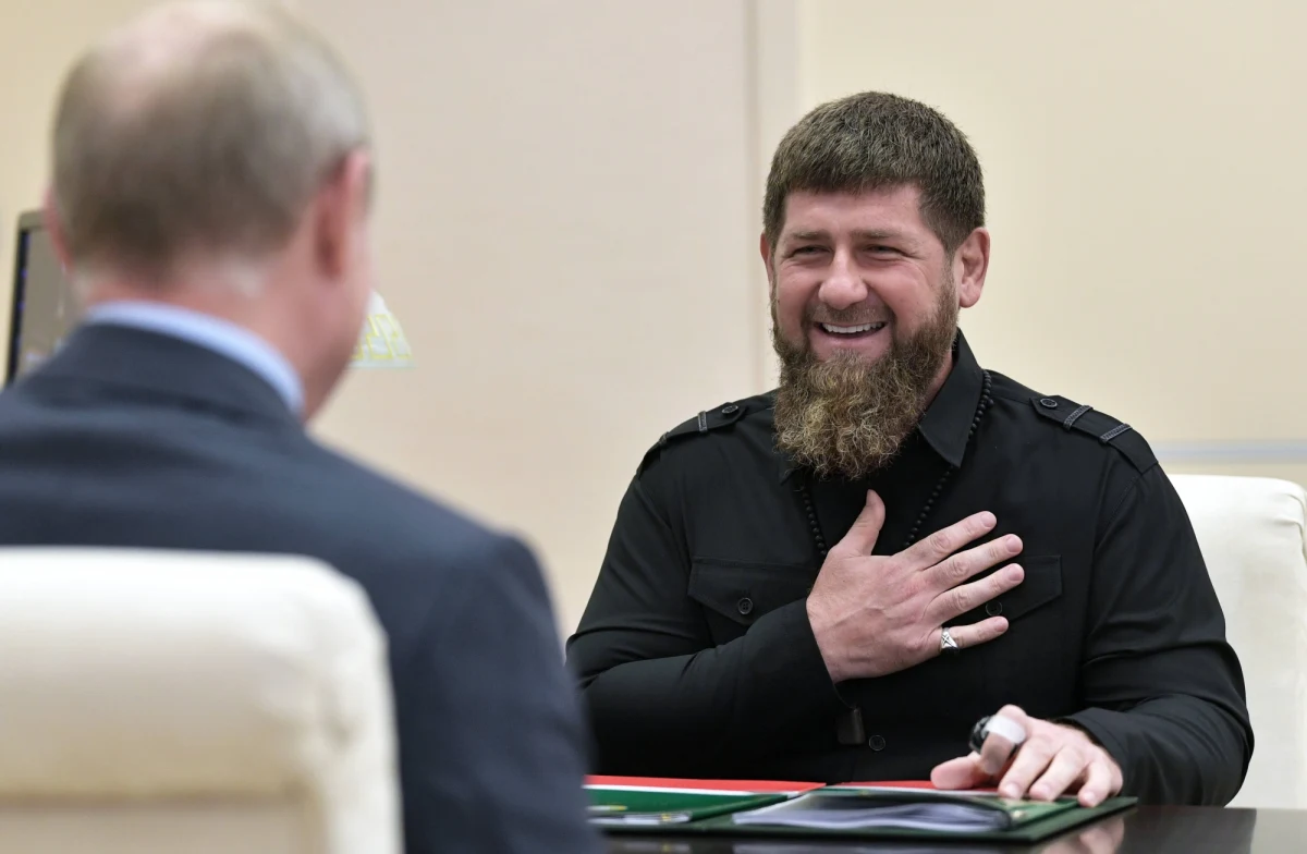 Czeczeński przywódca Ramzan Kadyrow napisał w niedzielę na Telegramie, że pewnego dnia planuje założyć własną prywatną firmę wojskową na wzór dowodzonej przez Jewgienija Prigożyna Grupy Wagnera.