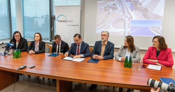 W 2025 r. mieszkańcy Jarosławia mają korzystać z nowego mostu na Sanie. Dziś w Rzeszowie podpisana została umowa na zrealizowanie tej inwestycji między Podkarpackim Zarządem Dróg Wojewódzkich a firmą Mosty Łódź.