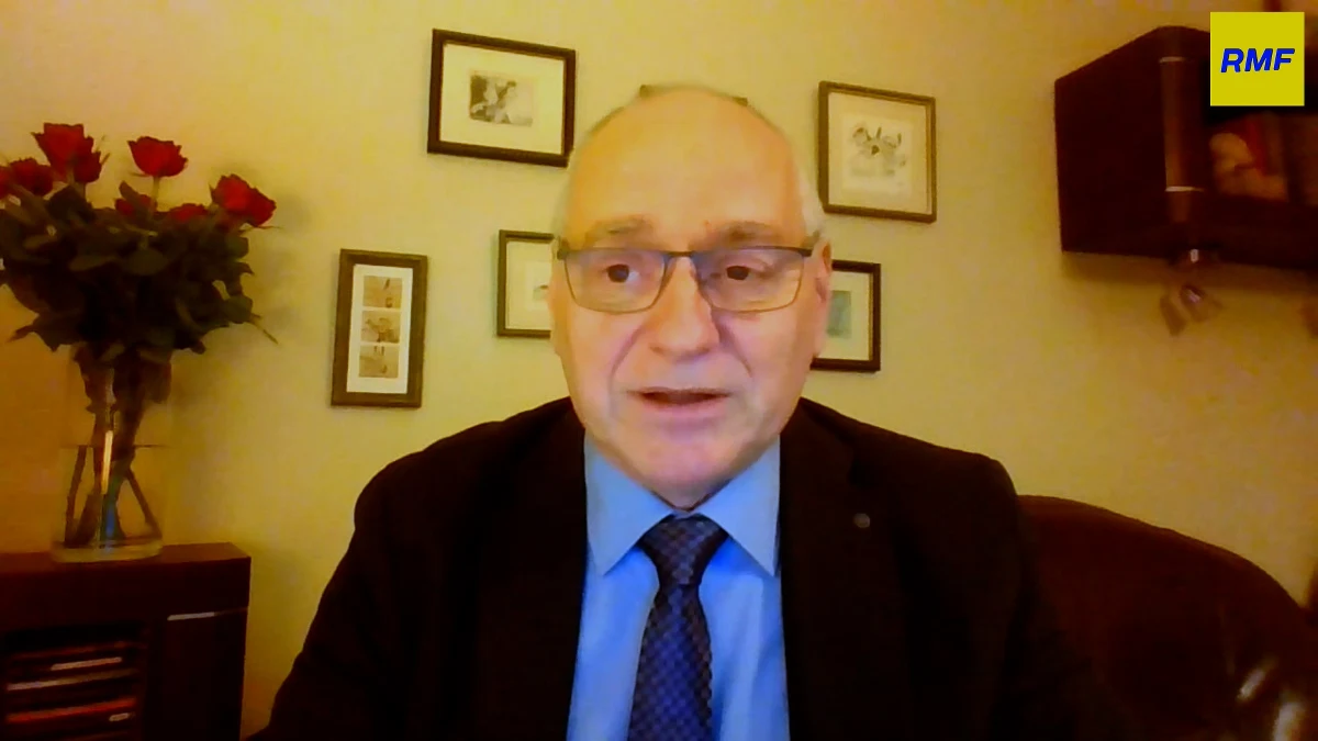 "Nie będzie negocjacji z Rosją i Rosja musi wycofać się z terytorium Ukrainy". Taki sygnał swoją wizytą na Ukrainie i w Polsce wysłał amerykański prezydent Joe Biden - ocenił w Popołudniowej rozmowie w RMF FM komandor rezerwy Maksymilian Dura, ekspert portalu Defence24. "Biden zrobił najważniejszą rzecz, jadąc na Ukrainę. Przemówienie jest tylko wisienką na torcie" - zaznaczył gość Tomasza Terlikowskiego.