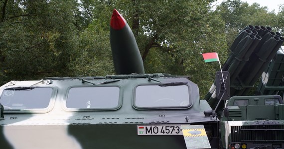 Litewskie Siły Zbrojne nie widzą zagrożenia w przemieszczaniu sprzętu wojskowego na Białorusi w kierunku litewskiej granicy. Obecna aktywność "nie wpływa na sytuację bezpieczeństwa na Litwie” – podała służba prasowa litewskiego wojska, komentując doniesienia, iż w nocy z poniedziałku na wtorek cztery kolumny sprzętu wojsk Białorusi posuwały się w kierunku granicy z Litwą.