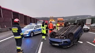 Ruda Śląska: Dachowanie na A4. W sieci pojawiło się nagranie