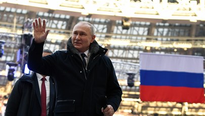 Putin mówił, że Rosja nie ma sobie równych. Stadionu nie zapełnił