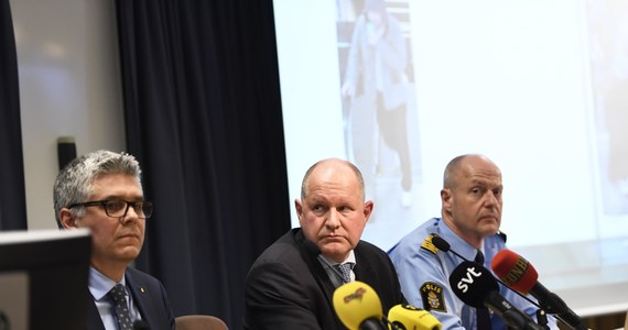 Zastępca komendanta głównego policji Szwecji Mats Loeving został w środę znaleziony martwy w swoim domu. Tego samego dnia uznano Loevinga winnego promowania policjantki, z którą miał romans.