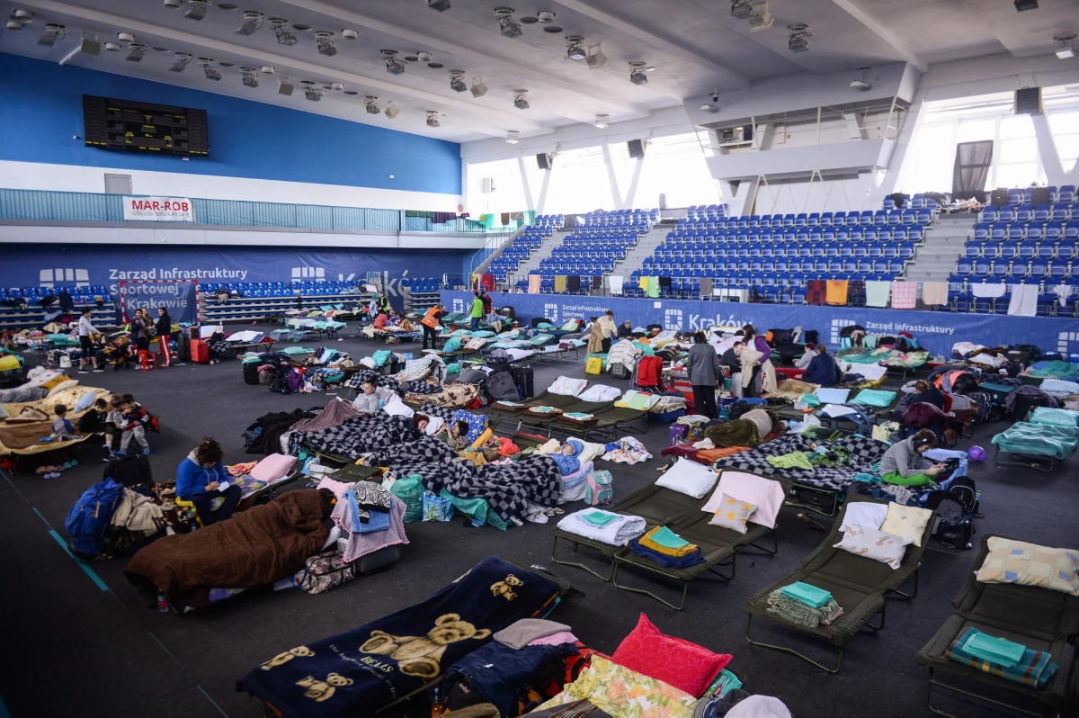 270 tysięcy uchodźców przybyło do Krakowa w szczytowym momencie po wybuchu wojny w Ukrainie. "Kraków i jego mieszkańcy, ale także rząd, wszyscy zdali egzamin i stanęli na wysokości zadania" - podkreślił prezydent Krakowa Jacek Majchrowski.

