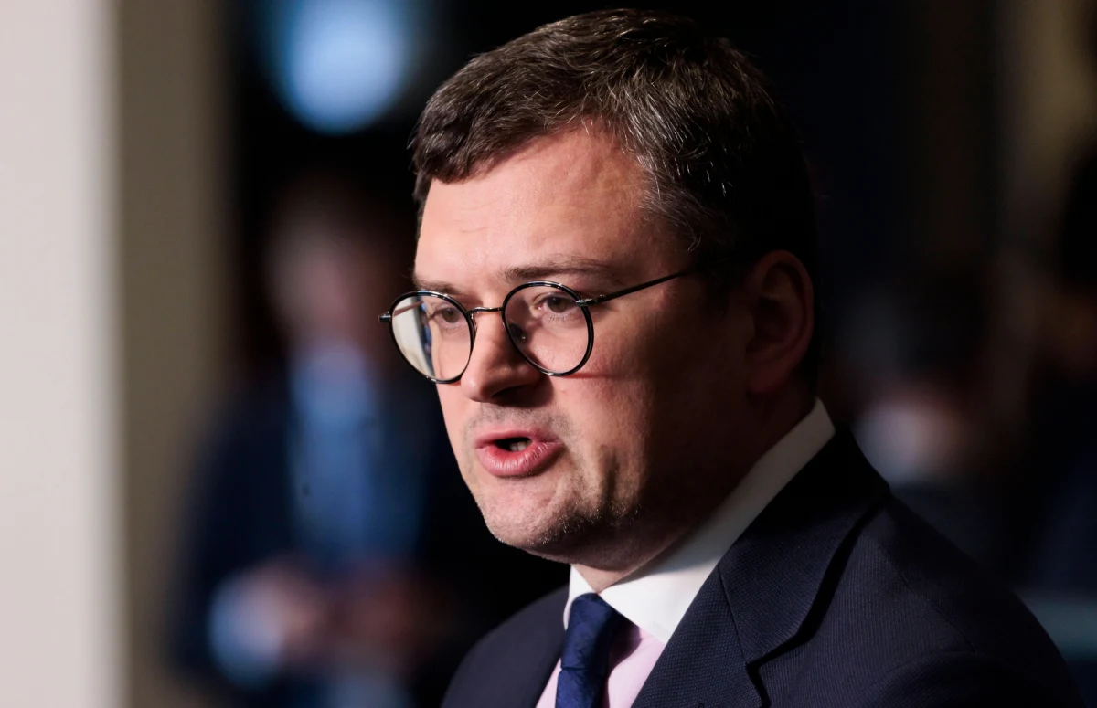 "Ukraina nie ma dowodów na to, że Chiny dostarczały Federacji Rosyjskiej śmiercionośną broń" - powiedział Dmytro Kułeba, odpowiadając na pytania ukraińskich dziennikarzy po głosowaniu w Zgromadzeniu Ogólnym ONZ.