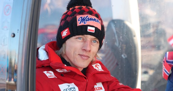 ​Dawid Kubacki wystartuje w piątkowych kwalifikacjach do konkursu na skoczni normalnej podczas mistrzostw świata w narciarstwie klasycznym w Planicy. Skoczek ominął czwartkowe treningi z powodu bólu pleców.