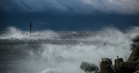 ​Instytut Meteorologii i Gospodarki Wodnej wydał ostrzeżenia hydrologiczne drugiego stopnia przed gwałtownym wzrostem stanów wody w Bałtyku oraz na Żuławach.