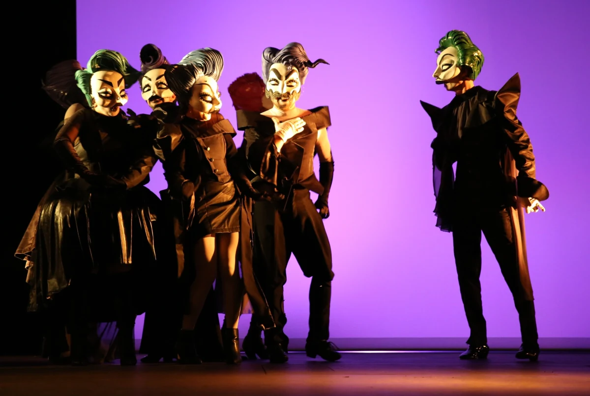 ​Teatr Lalek Arlekin w Łodzi zaprezentuje w sobotę prapremierę spektaklu "Inna księżniczka Burgunda". Inscenizacja na podstawie dramatu Witolda Gombrowicza to przygotowany w konwencji teatru maski spektakl o tolerancji, otwartości na innych i na zmianę.