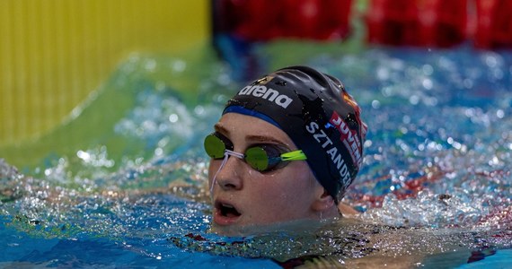 ​Dominika Sztandera z Juvenii Wrocław ustanowiła dwa rekordy kraju - na 50 i 100 m stylem klasycznym - podczas odbywających się w Lublinie pierwszych w tym roku pływackich zawodów z cyklu Arena Grand Prix Puchar Polski.