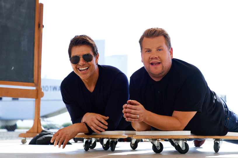 Jamesa Cordena i Toma Cruise'a już niedługo będzie można zobaczyć w rolach dwóch legendarnych postaci kina animowanego: Timona i Pumby z "Króla lwa". Dwaj gwiazdorzy wcielili się w nie na potrzeby programu "The Late Late Show with James Corden". 27 kwietnia tego roku zostanie wyemitowany jego ostatni odcinek. I to właśnie tuż przed jego emisją Corden razem z Cruise'em zaprezentują się we wspomnianych wcieleniach.