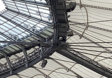Mecz z Albanią na PGE Narodowym, ale dach stadionu musi być otwarty