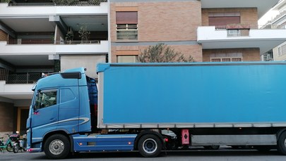 Włochy. Burmistrz uniemożliwiła przemyt migrantów przewożonych w ciężarówce