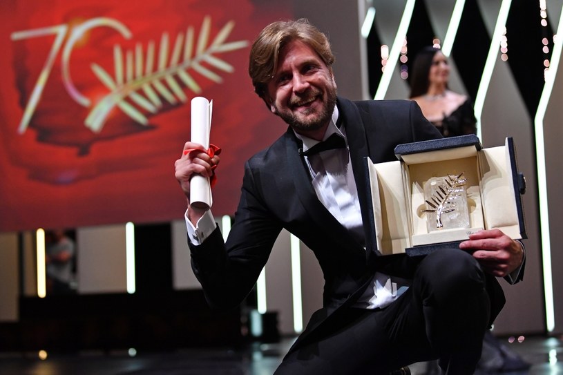 Ruben Östlund, dwukrotny zdobywca Złotej Palmy na festiwalu w Cannes, został mianowany przewodniczącym jury tegorocznej, 76. edycji tej prestiżowej imprezy. Pochodzący ze Szwecji filmowiec triumfował w Cannes filmami "The Square" z 2017 roku oraz ubiegłorocznym "W trójkącie". Był też wyróżniony nagrodą jury za film "Turysta" z 2014 roku.