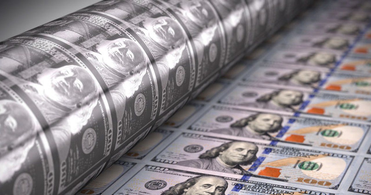 Banki centralne pozbywają się obligacji USA. Ratują swoje waluty