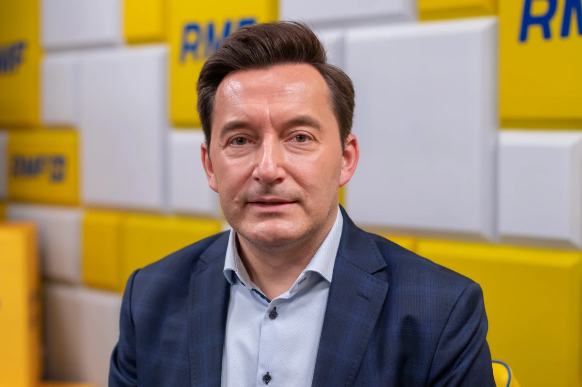 Zwiększenie cen biletów w PKP Intercity okazało się strzałem w kolano. Ludzie pokazali, co myślą o podwyżce, po prostu rzadziej korzystali z Intercity - mówił w Rozmowie w południe w RMF FM Adrian Furgalski, wiceprezes Zespołu Doradców Gospodarczych TOR.