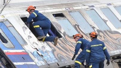 Katastrofa kolejowa w Grecji. Premier mówi o "tragicznym błędzie"