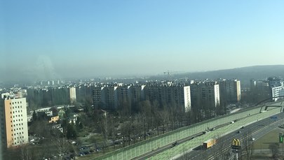Kolejny dzień ze smogiem w Śląskiem