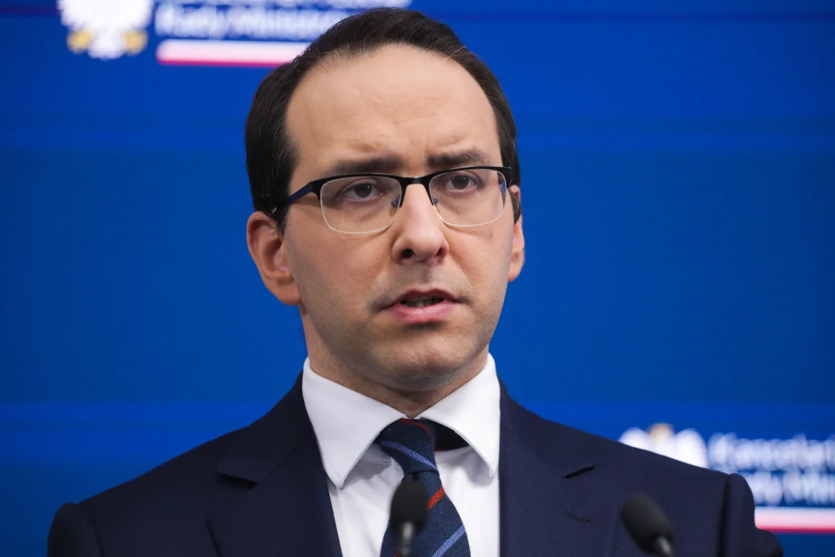 To powiązana z rosyjskimi służbami grupa hakerska NoName stoi za wtorkowym atakiem na serwis podatki.gov.pl. Taką informację przekazał pełnomocnik rządu ds. bezpieczeństwa przestrzeni informacyjnej RP Stanisław Żaryn. Jak zapewnił, cyberprzestępcy nie przejęli żadnych danych Polaków. 