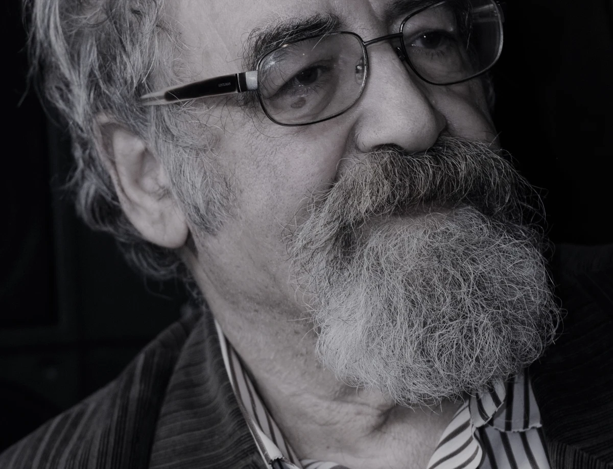 Nie żyje polski poeta i dziennikarz żydowskiego pochodzenia Aleksander Rozenfeld – poinformował "Kurier Lubelski". Artysta przez lata był związany z Lublinem. Zmarł w wieku 81 lat.