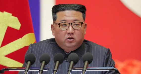 Korea Północna zwróciła się do ONZ, aby ta użyła presji wobec Waszyngtonu i Seulu, w celu niezwłocznego wstrzymania wspólnych ćwiczeń wojskowych obu krajów, twierdząc, że zwiększają one napięcie, które może wymknąć się spod kontroli - poinformował Reuters, cytując komunikat władz w Pjongjang.