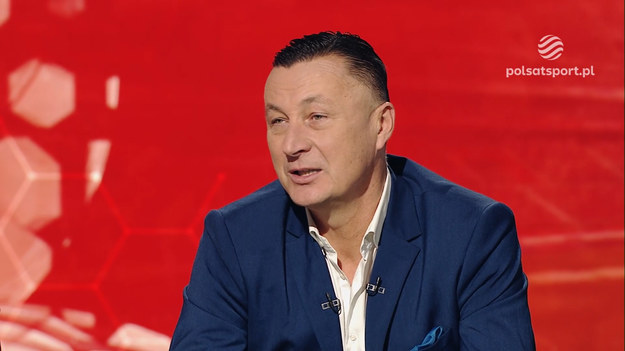 Tomasz Hajto zdradził w magazynie Cafe Futbol, że nadal otrzymuje propozycje pracy trenerskiej. - W ciągu ostatniego roku miałem trzy telefony od prezesów. Miałem na przykład propozycję z Łęcznej, która była jeszcze wtedy w Ekstraklasie - powiedział były reprezentant Polski.