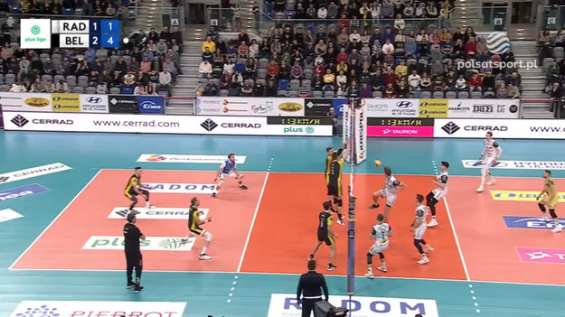 Skrót meczu Cerrad Enea Czarni Radom – PGE Skra Bełchatów 1:3 (25:23, 23:25, 24:26, 17:25) w 26. kolejce PlusLigi.

