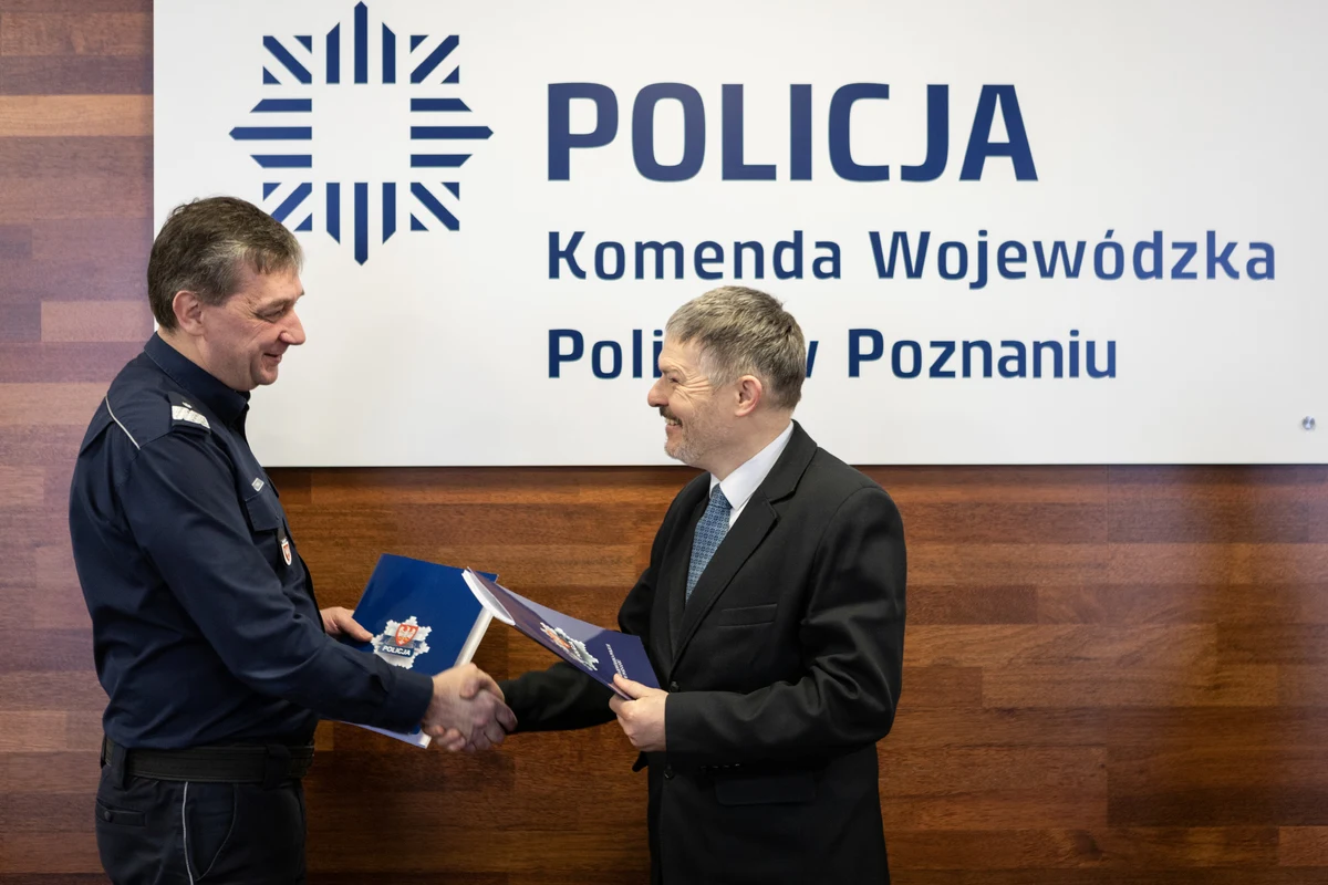 Niemal tysiąc urządzeń zostanie przekazanych wielkopolskiej policji przez Urząd Statystyczny w Poznaniu.  Smartfony były użyte podczas ostatniego Narodowego Spisu Powszechnego Ludności i Mieszkań.