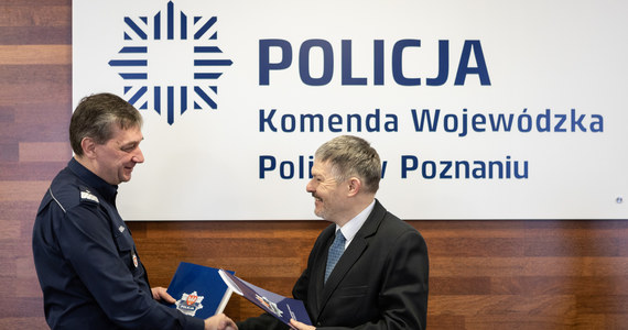 Niemal tysiąc urządzeń zostanie przekazanych wielkopolskiej policji przez Urząd Statystyczny w Poznaniu.  Smartfony były użyte podczas ostatniego Narodowego Spisu Powszechnego Ludności i Mieszkań.