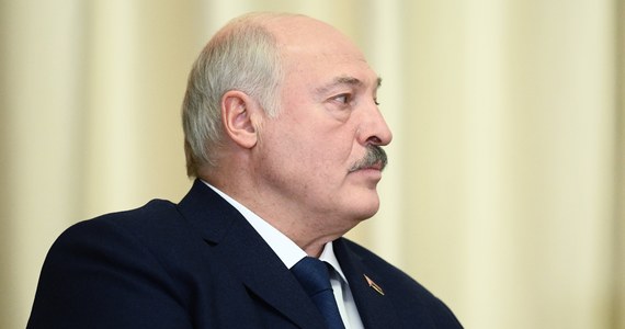 ​Na Białorusi zatrzymano "terrorystę ukraińskich służb specjalnych i jego wspólników", którzy byli zamieszani w próbę sabotażu samolotu A-50 na lotnisku Maczuliszcze pod Mińskiem - przekazał prezydent Białorusi Alaksandr Łukaszenka.