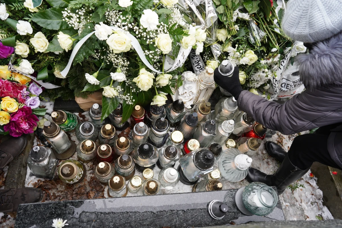 Sąd rodzinny zadecydował o umieszczeniu w ośrodku wychowawczym 16-letniej Gabrieli P., która jest podejrzana o pomocnictwo w związku ze śmiertelnym pobiciem 16-letniego Eryka w centrum Zamościa. Nastolatek zmarł tydzień temu. 