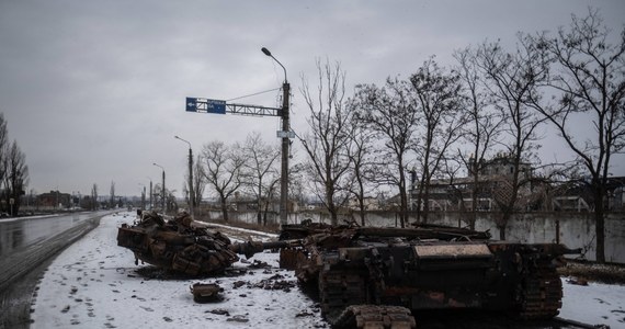 Gabinet ministrów Ukrainy zaakceptował mechanizm obowiązkowej ewakuacji dzieci ze strefy działań wojennych; przewiduje on m.in., że podczas ewakuacji dziecku powinien towarzyszyć rodzic bądź opiekun - poinformował portal Suspilne.