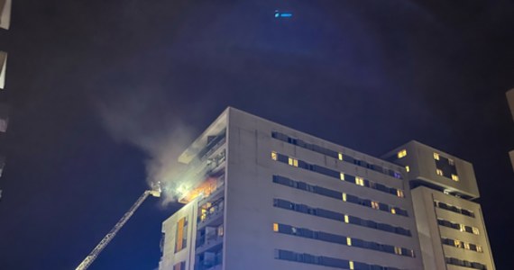 Strażacy zostali wezwani do pożaru mieszkania znajdującego się na szóstym piętrze w bloku przy ul. Stańczyka w Krakowie. Sytuacja jest już opanowana. Nie ma osób poszkodowanych.