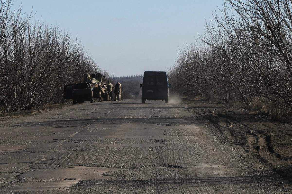 Dziennikarz brytyjskiego dziennika "The Guardian" Dan Sabbagh poinformował, że rosyjskie straty podczas bitwy o Bachmut w obwodzie donieckim wynoszą już od 20 do 30 tys. zabitych i rannych żołnierzy. Stosunek liczby poległych do rannych jest jednak prawdopodobnie większy niż 1:3.​