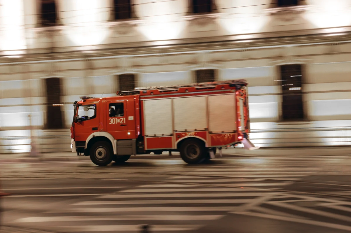 Bohaterską postawą wykazał się 12-latek z miejscowości Bonin (woj. zachodniopomorskie). Chłopiec wyprowadził z płonącego domu młodsze rodzeństwo. 