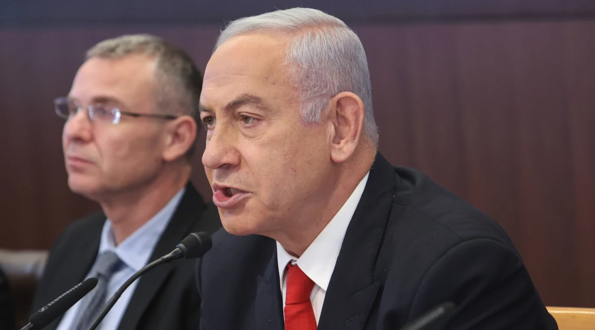 ​Premier Izraela Benjamin Netanjahu zadeklarował, że gotów jest podjąć się mediacji, by doprowadzić do zakończenia inwazji Rosji na Ukrainę, jeśli zdecydują się na to obie strony. W wywiadzie dla włoskiego dziennika "La Repubblica" wyraził zarazem opinię, że nie nadszedł jeszcze na to czas i konflikt będzie trwał.
