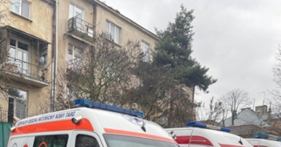 Ambulans przekazany Fundacji Moc Przyszłości przez Podhalański Szpital Specjalistyczny w Nowym Targu właśnie dojechał do Charkowa - poinformował wojewoda małopolski Łukasz Kmita.

