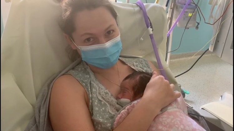 /Uniwersytecki Szpital Kliniczny we Wrocławiu /