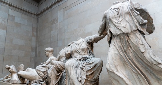 Watykan zwróci Grecji trzy fragmenty rzeźb, które były od 200 lat wystawione w Muzeum Watykańskim. Chodzi o liczące 2500 lat fragmenty z Partenonu pokazujące głowę konia, brodatego mężczyznę i chłopca. 