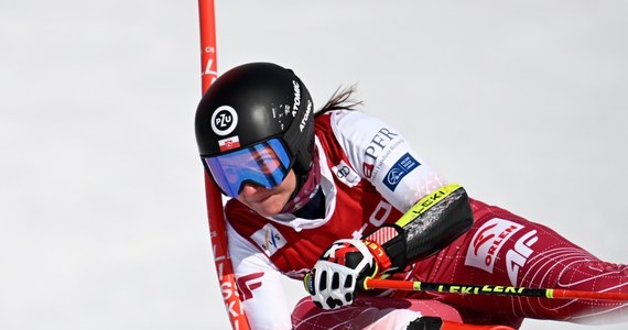 Mikaela Shiffrin odniosła 86. w karierze zwycięstwo w alpejskim Pucharze Świata i wyrównała rekord wszech czasów Szweda Ingemara Stenmarka. Amerykanka była najlepsza w slalomie gigancie w szwedzkim Aare, w którym dziewiąte miejsce zajęła Maryna Gąsienica-Daniel. Polka na półmetku była 5.