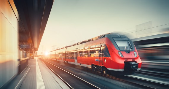 Wraz z niedzielną korektą rozkładu jazdy kolei wrócą bezpośrednie połączenia na trasie Poznań - Wolsztyn (woj. wielkopolskie). Samorządowe Koleje Wielkopolskie uruchomią też dodatkowe pociągi między Poznaniem a Piłą, a Polregio między Szczecinem i Poznaniem.