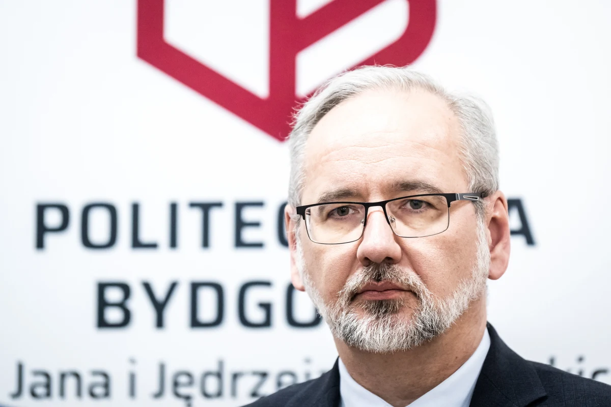 Będziemy w perspektywie roku akademickiego 2024/2025 celowali z otworzeniem kierunku lekarskiego na Politechnice Bydgoskiej - zapowiedział w sobotę minister Zdrowia Adam Niedzielski. Zadeklarował przeznaczenie środków na konieczne inwestycje na uczelni.