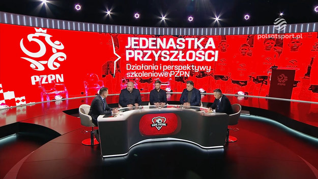 Dyskusja w Cafe Futbol dotycząca przedstawionego przez PZPN programu szkolenia młodych piłkarzy.

