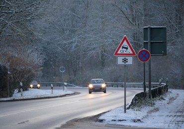 Marznące opady i gołoledź. IMGW wydało ostrzeżenia