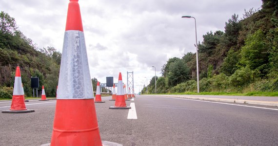 Budowa ul. Krasińskiego, która będzie drogą alternatywną do mocno obciążonej ruchem samochodowym ul. Dąbrowskiego, ruszyła w Oświęcimiu - poinformowała rzecznik oświęcimskiego magistratu Katarzyna Kwiecień.

